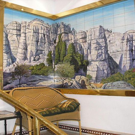 Hostal Colon Antequera Dalaman gambar