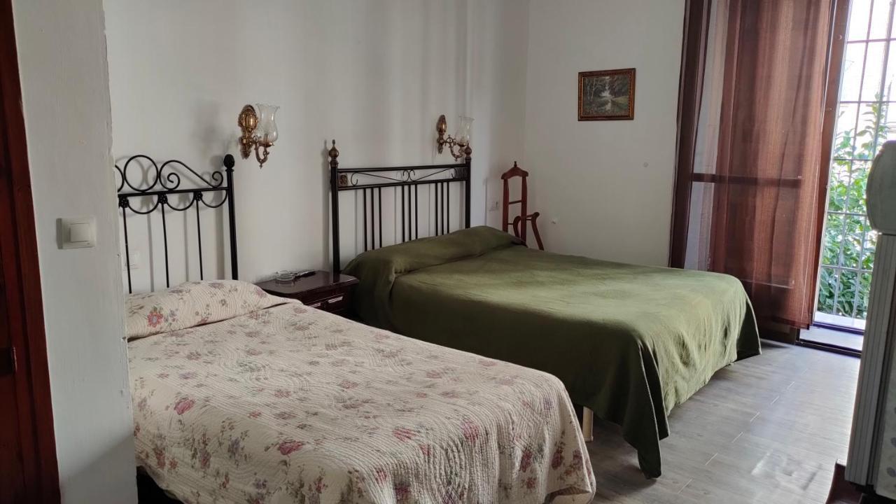 Hostal Colon Antequera Luaran gambar